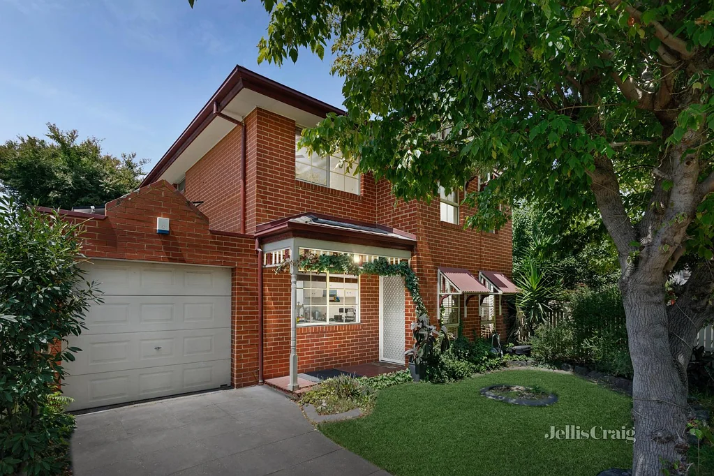 1/32 Johnston Street, Newport, VIC 3015