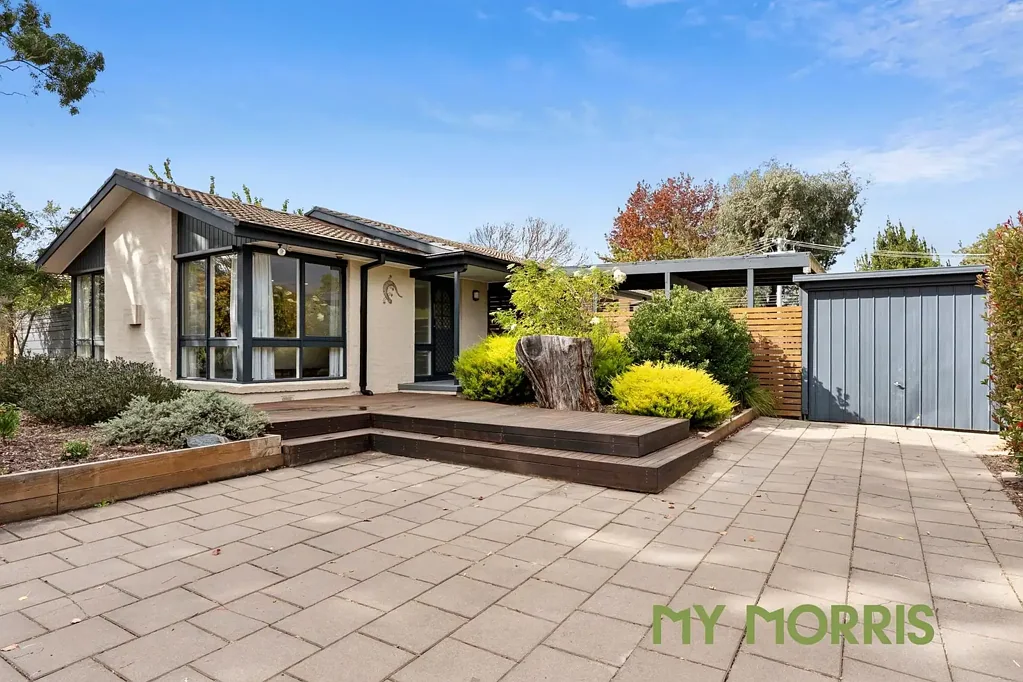 Kambah 3房  Lovely outlook, modern comfort & nature at your doorstep