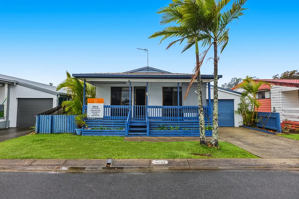 Burleigh Waters 2ਬੈੱਡਰੂਮ EASY-CARE LIFESTYLE IN SOUGHT AFTER 'THE BUNGALOWS' COMPLEX