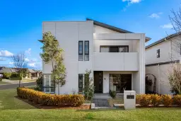 1 ELMSWOOD LANE, Gledswood Hills