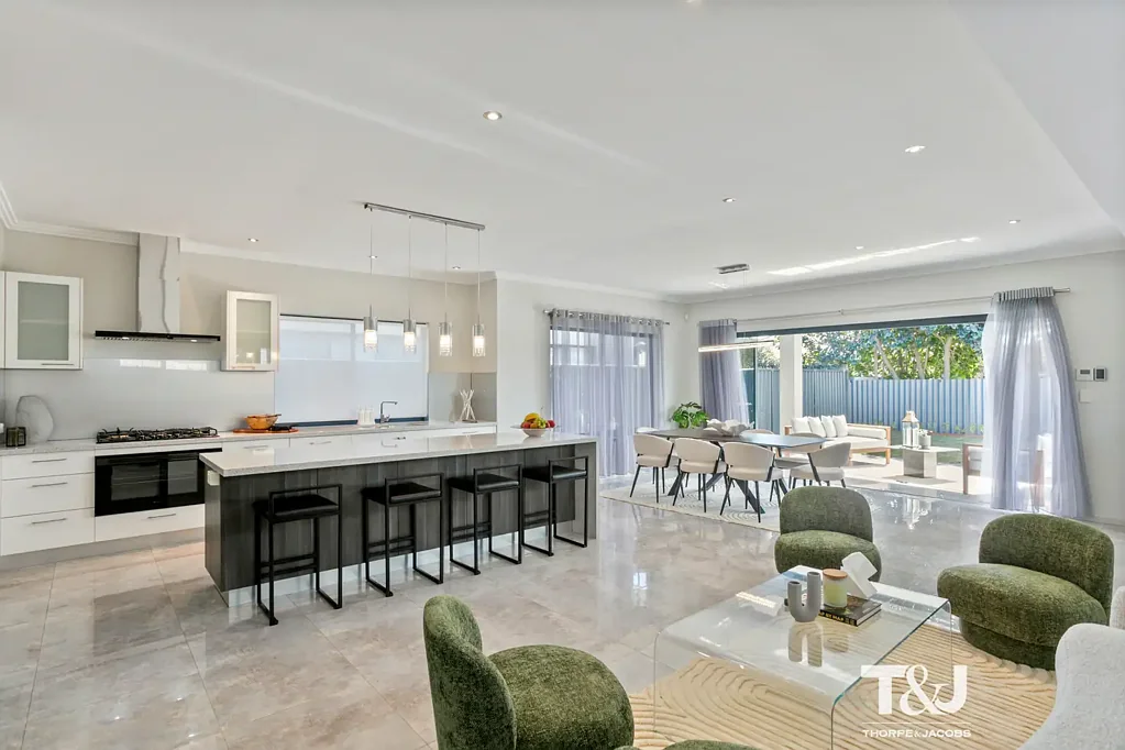 Claremont 4房  SPACE, LIGHT AND MODERN LIVING