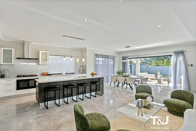 17B Mofflin Avenue, Claremont, WA 6010, 4 slaapkamers, 2 badkamers, House