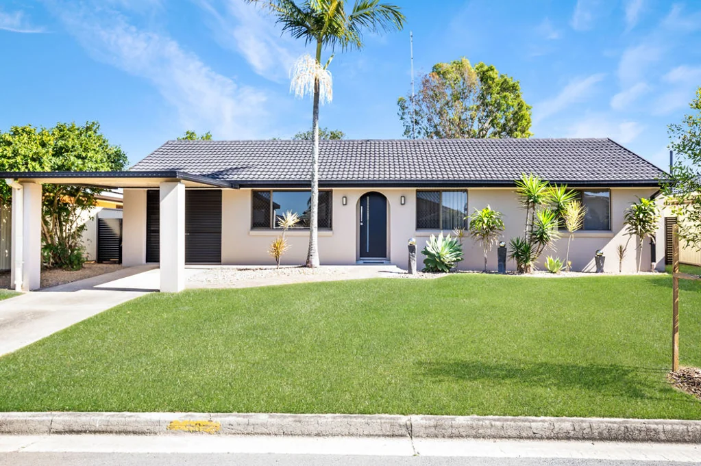 6 Diplacus Drive, Palm Beach, QLD 4221