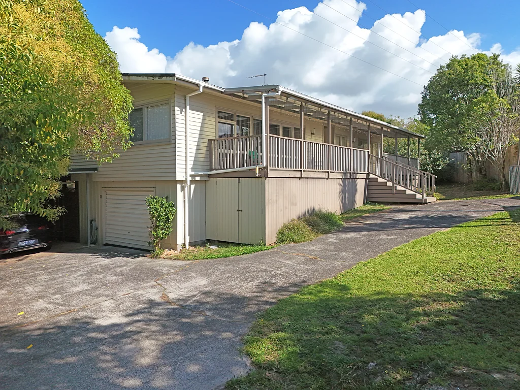 35 Lyndhurst Road, Te Atatu South, Waitakere City, Auckland
