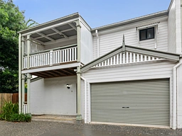 9/2 Tees Street, Yeerongpilly