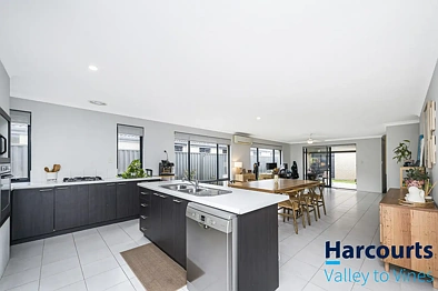 34 Torres Parade, Aveley, WA 6069, 4房, 2浴, House
