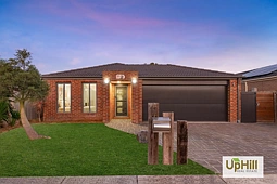 11 Omega Street, Carrum Downs
