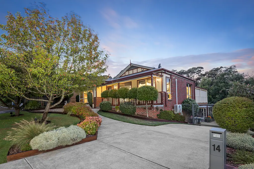 14 Summit Crescent, Brown Hill, VIC 3350