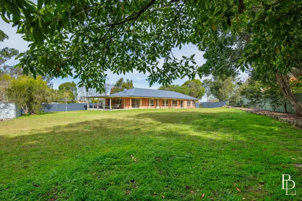 3 Raymond Place, Cambewarra Village, NSW 2540
