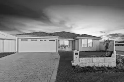 11 Rayner Promenade, Lakelands