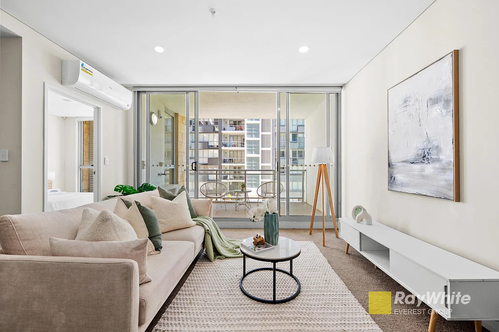 Carlingford 1 Slaapkamer Modern One-Bedroom Apartment with Versatile Study & Peaceful Garden Outlook