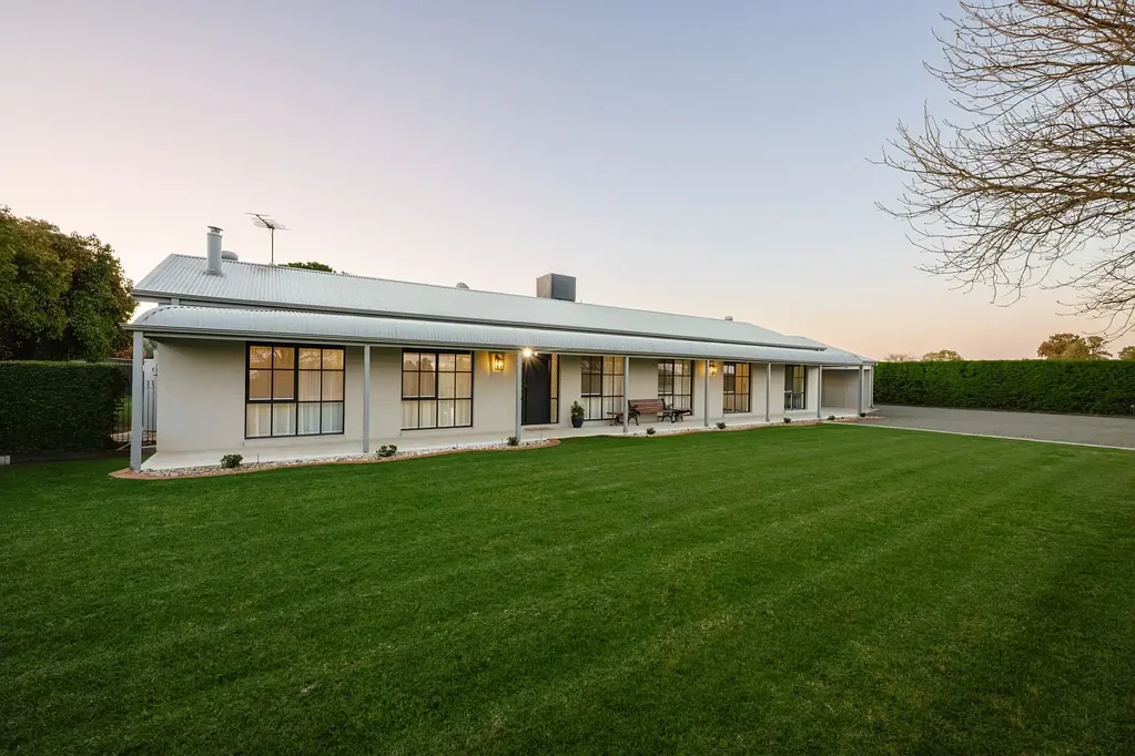 Mildura 4कमरा The Brief: Space, Style and Something for Everyone