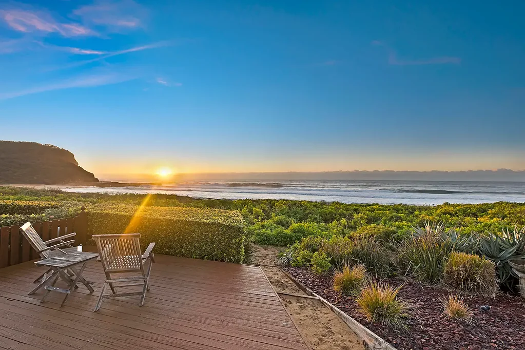 North Avoca 4房  Palm Cove - Rare and Irreplaceable - A Distinguished Beachfront Opportunity
