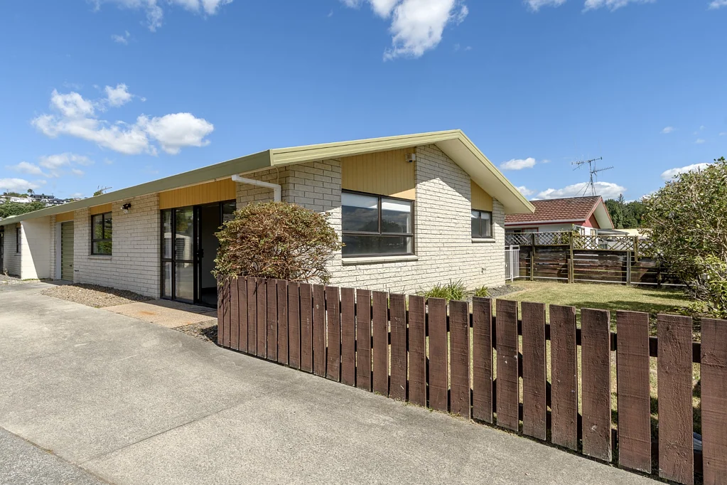 Bellevue 2房  Sunny Brick Beauty Near Reserve