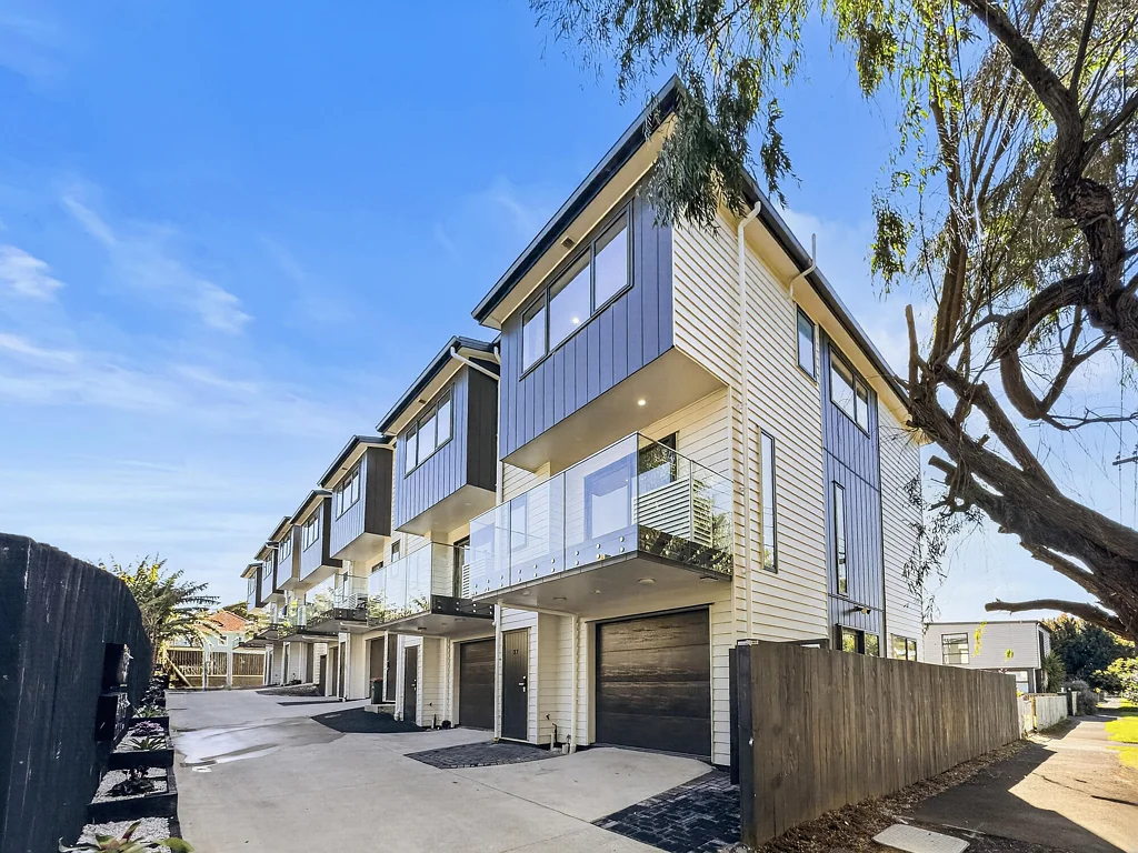 Point England 4房  Modern Living at an Affordable Price