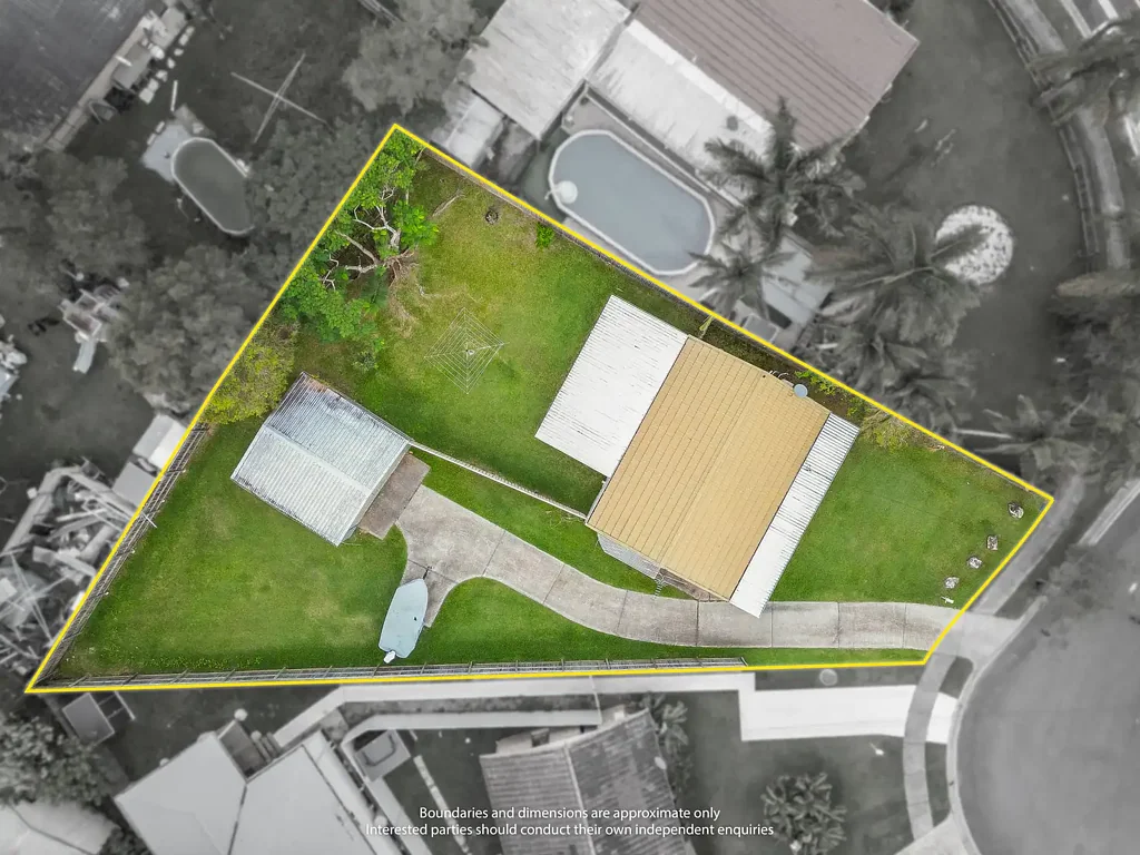 Kingston 3房 786平米地块 优越Kingston地段 3卧1卫 厨餐一体 近学近商 通勤便捷 Charming Home on 786m² with Endless Potential
