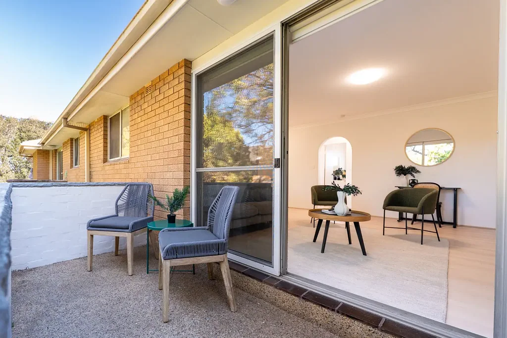 Kensington 2 Slaapkamer 2 Bedrooms | Prime Locale | Lock-up Garage