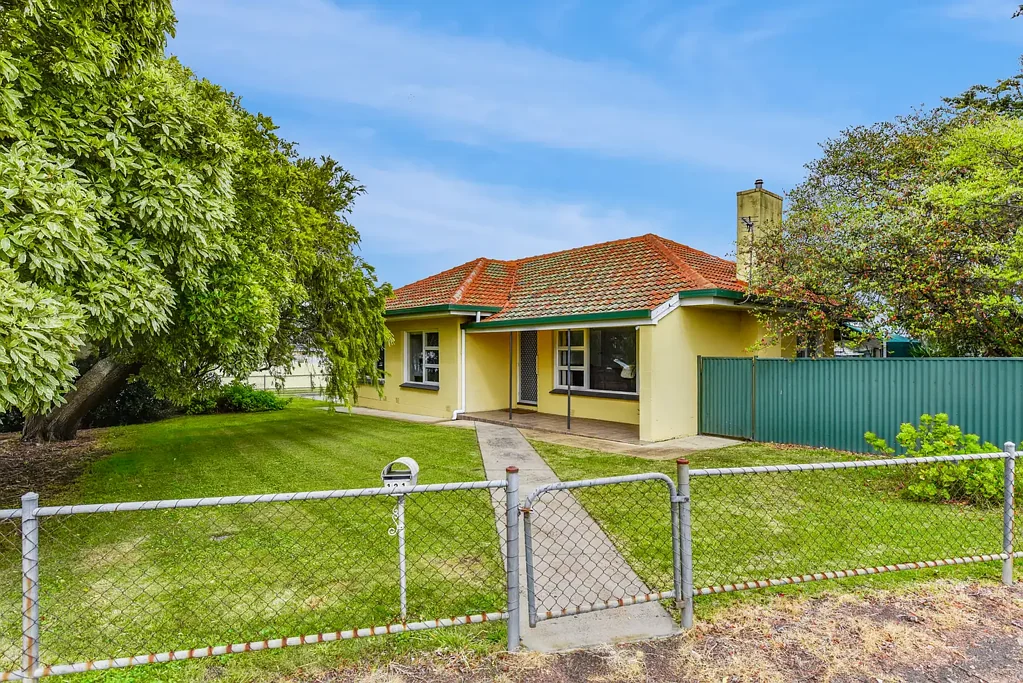 121 Williams Road, Millicent, SA 5280
