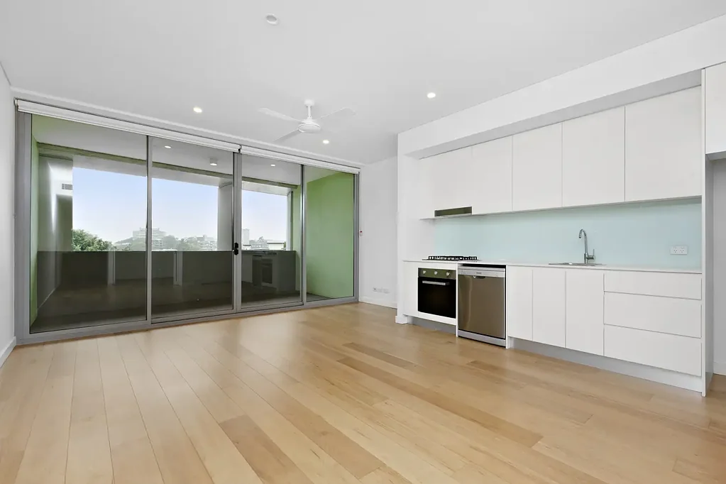Stunning North facing apartment