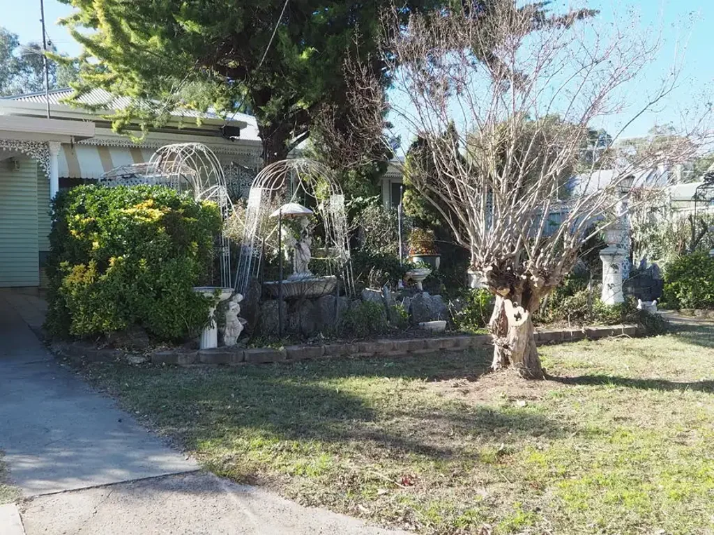 Warialda 4 Bedroom Easy Walk to Main Street