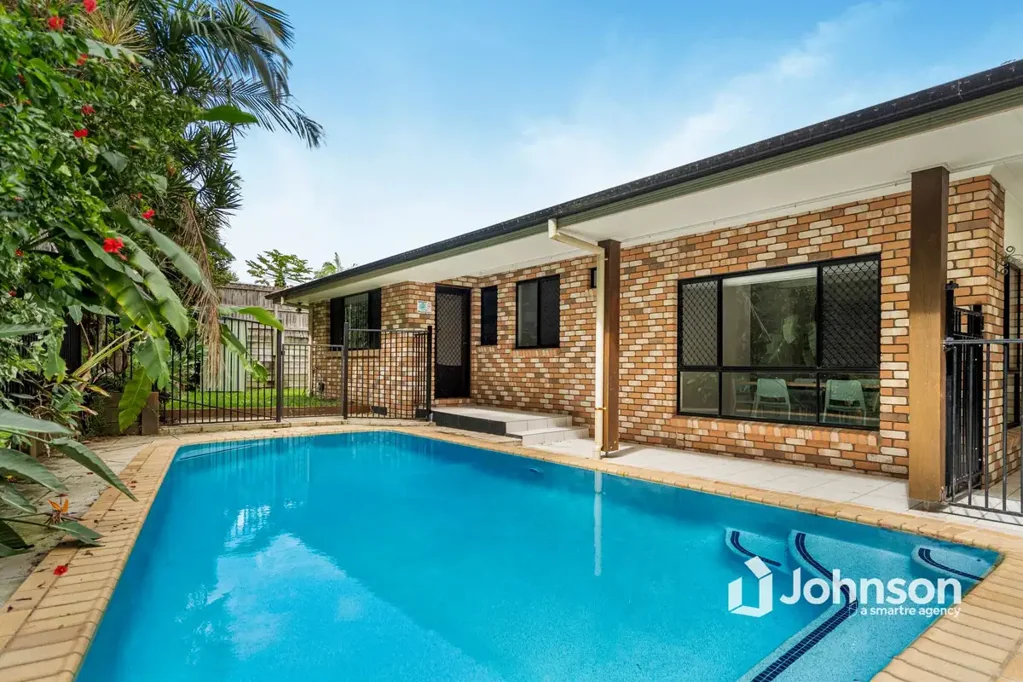 Birkdale 5chambre ATTENTION INVESTORS! FANTASTIC HOME WITH EXCELLENT RETURNS!