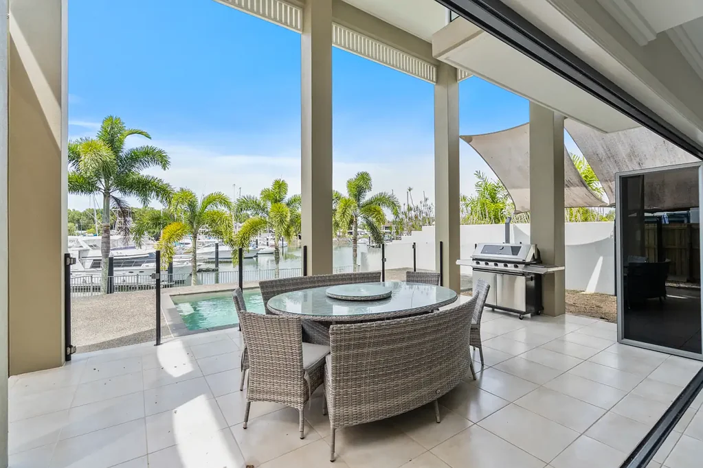 WATERFRONT LIVING AT ITS FINEST!