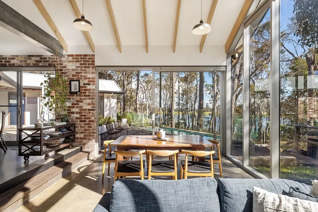 Cowaramup 4غرفة نوم Luxurious Lakeside Living