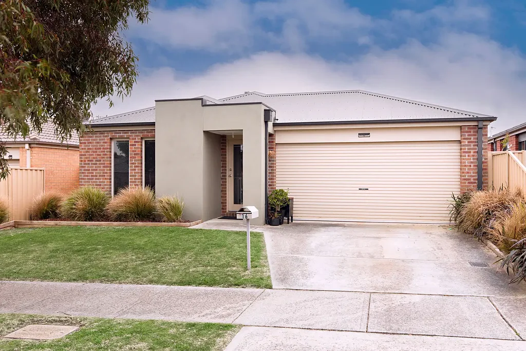 Three Bedroom Home Packed With All The Goods!