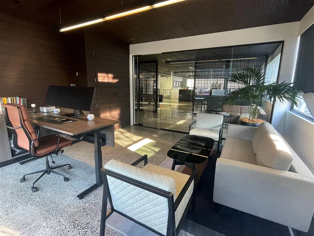 Auckland Central  Contemporarily Designed Central Office