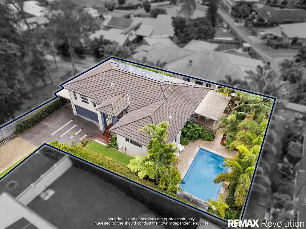Shailer Park 5Moenga Luxury Dual - Living Masterpiece with Resort-Style Entertaining! Very Private with Amazing Views!