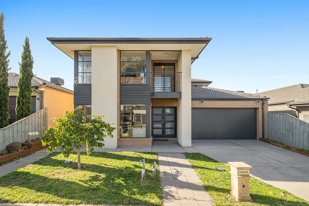 The Perfect Blend of Space and Low-Maintenance Living