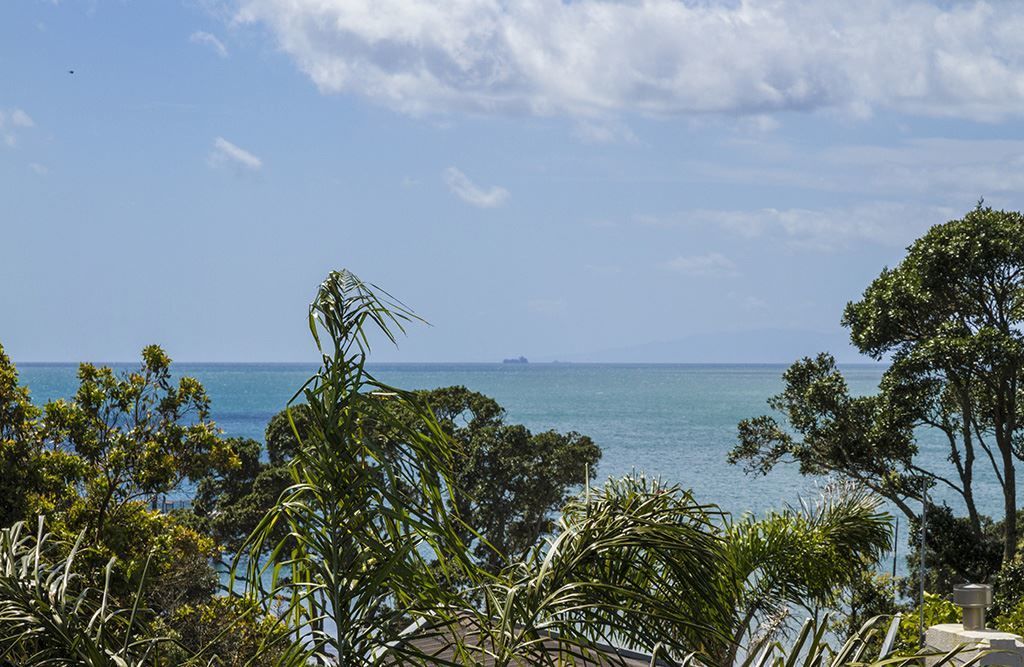 35 Bournemouth Terrace, Murrays Bay, Auckland - North Shore, 5房, 0浴