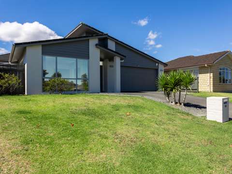 Flat Bush 4部屋 Freehold Family Home