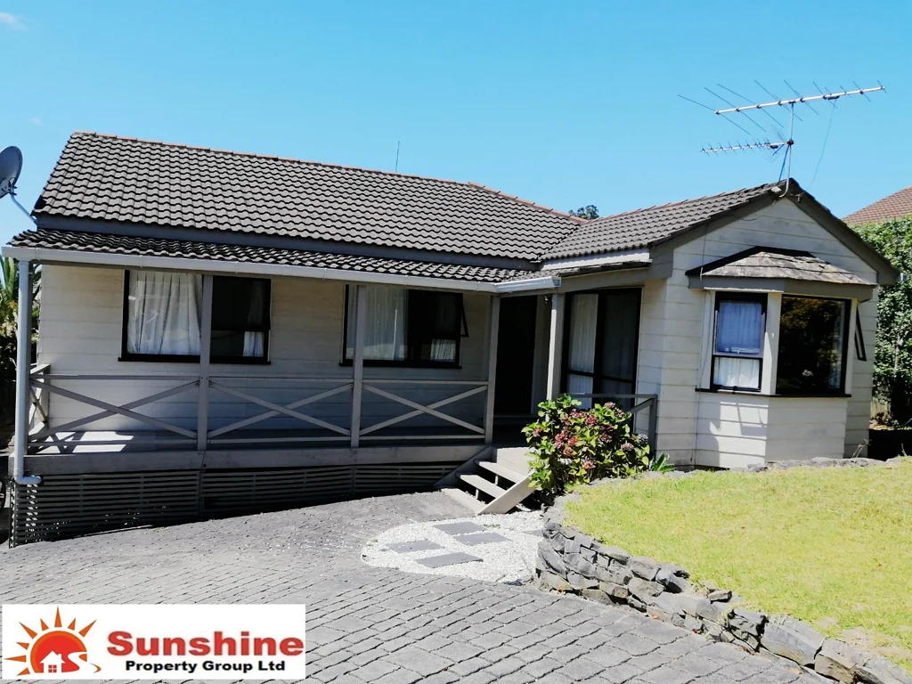 This lovely property offers you 3 double bedrooms with 1 bathroom