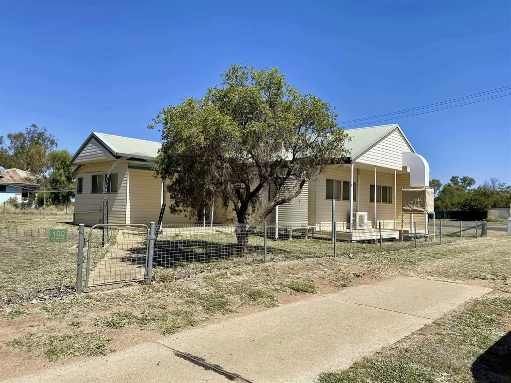 108 Main Street, Augathella, QLD 4477