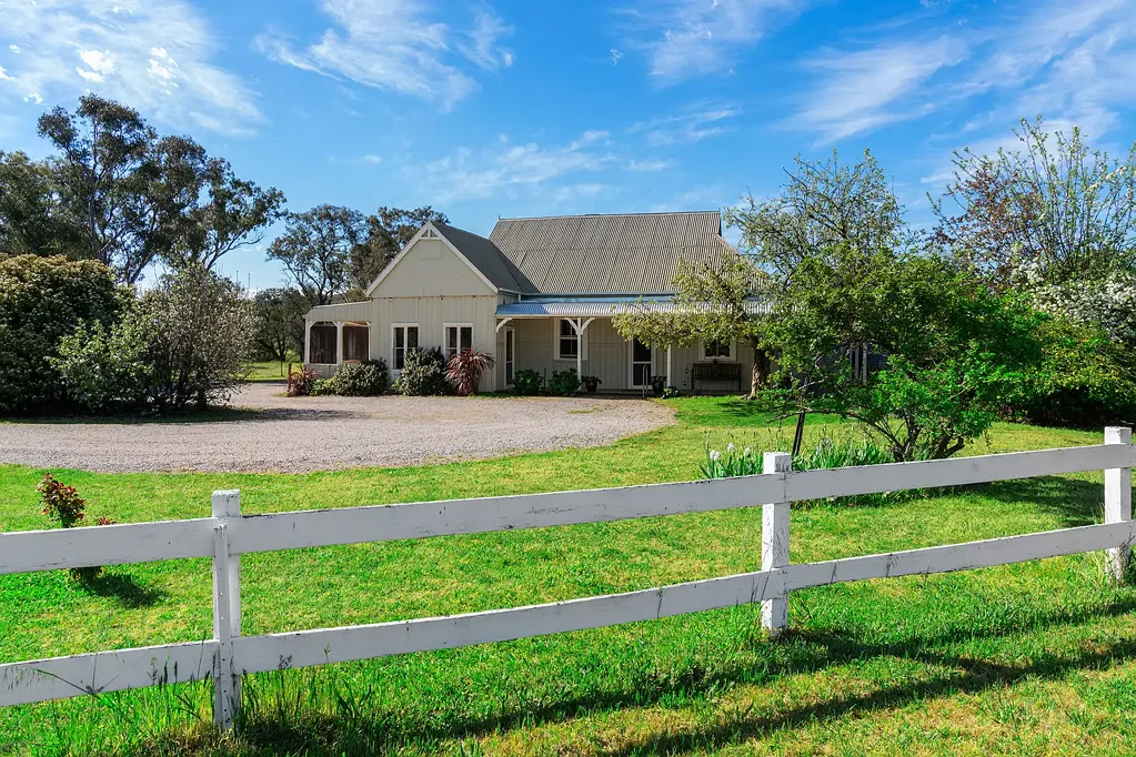 Mudgee 'THE OLD POST OFFICE' - COOYAL