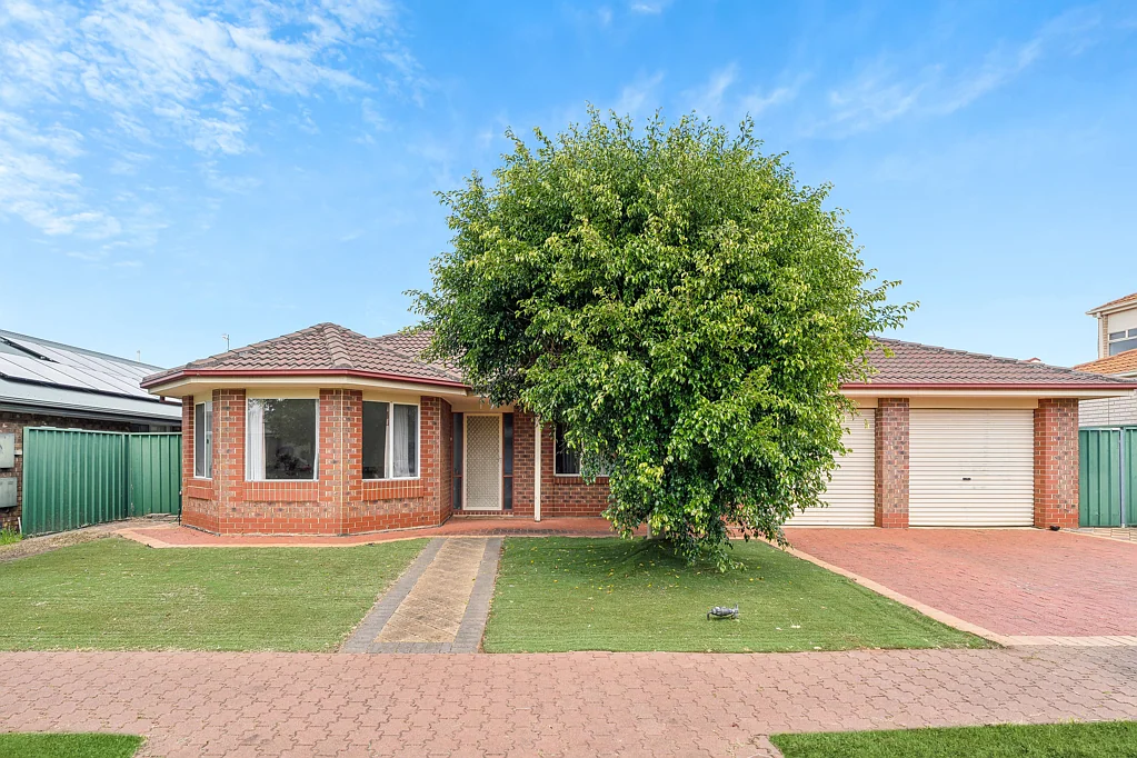 7 Trinity Way, Oakden, SA 5086