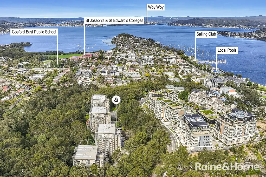 Gosford 3 Bedroom Luxury Penthouse - With Breathtaking Views!