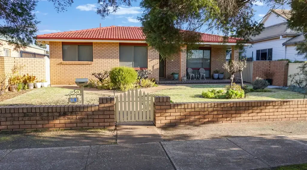 16 Shire Street, West Wyalong, NSW 2671