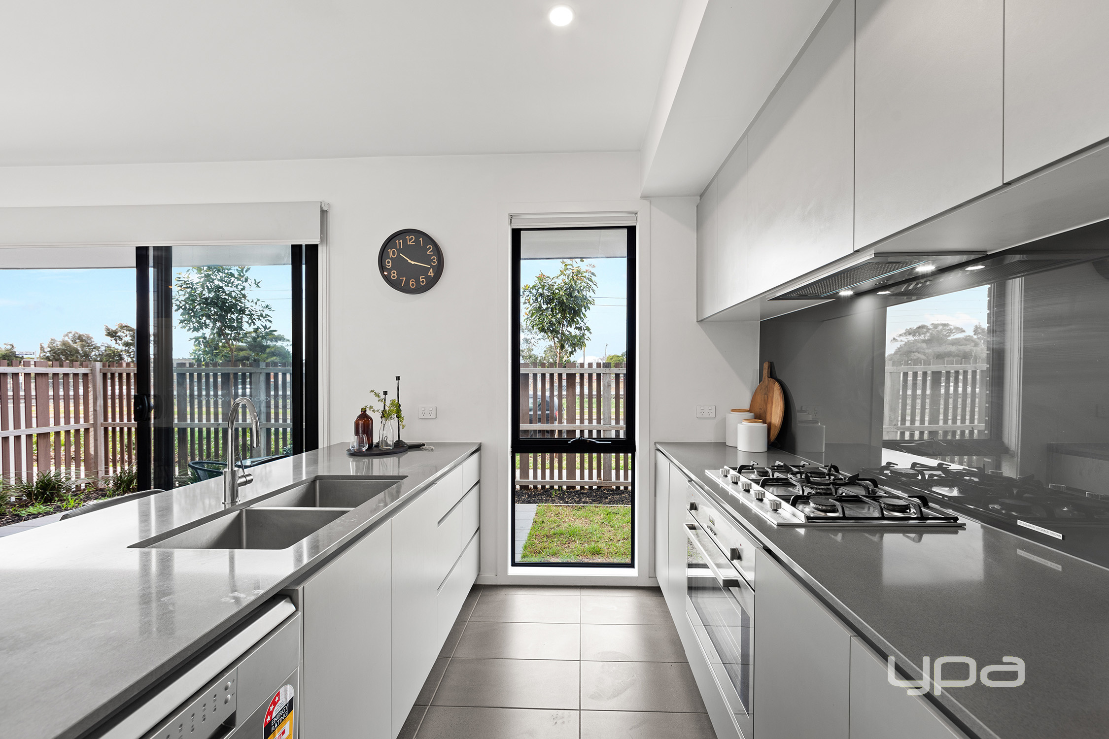 1 GRIFFITHS ST, ST ALBANS VIC 3021, 0房, 0浴, House