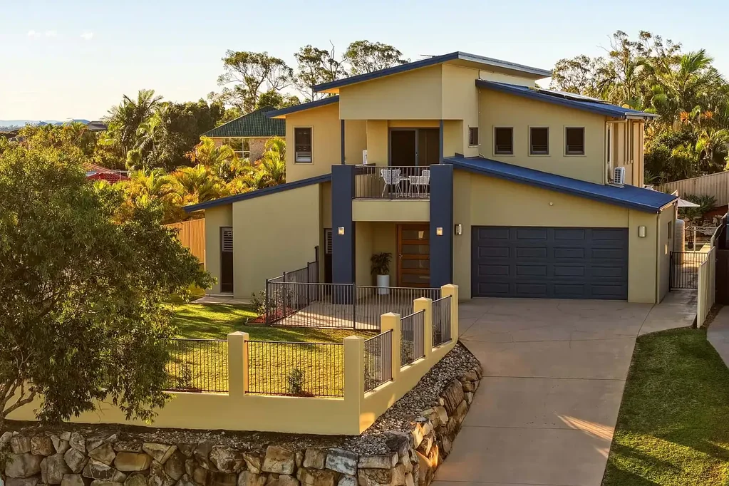 Mango Hill 5房 宽敞的家庭住宅，坐拥壮丽全景 EXCEPTIONAL FAMILY PROPORTIONS WITH SWEEPING PANORAMIC VISTAS