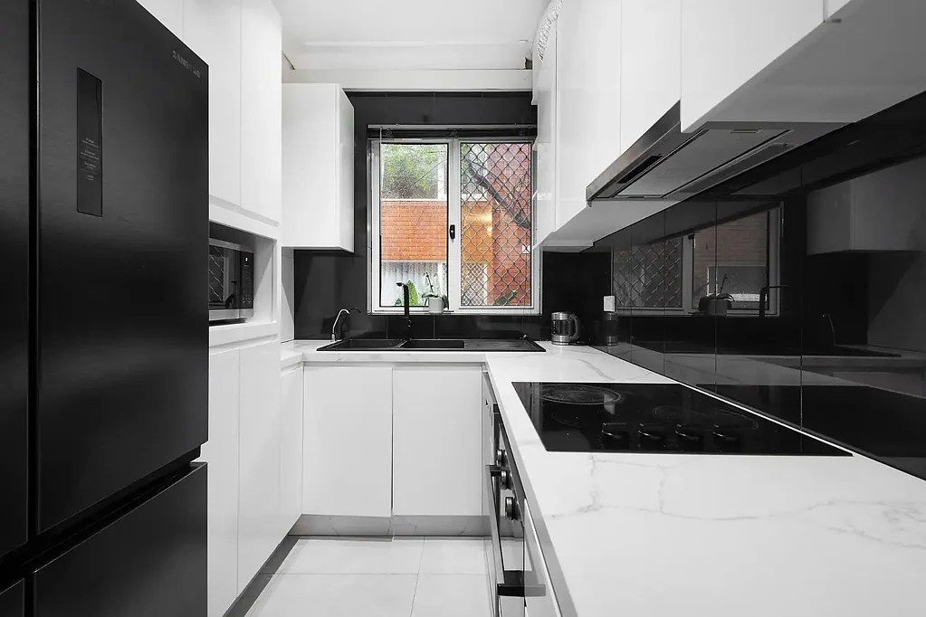 Private & Contemporary, Steps from Bexley Village