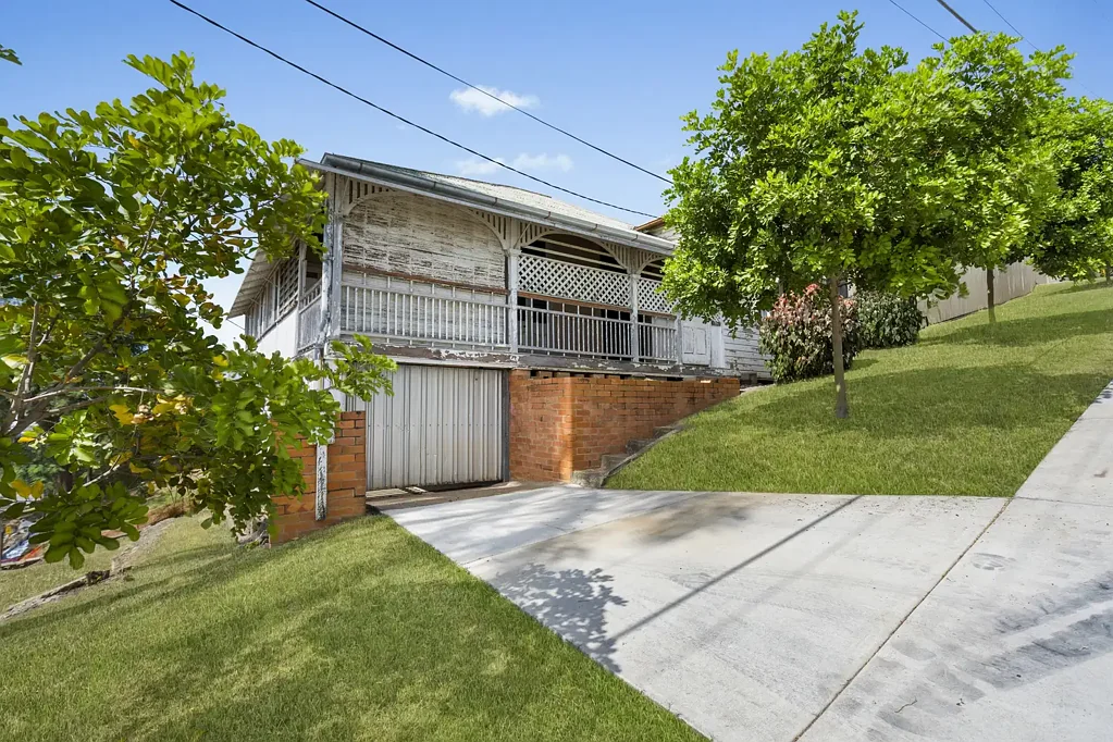 28 Ellenborough Street, Ipswich, QLD 4305
