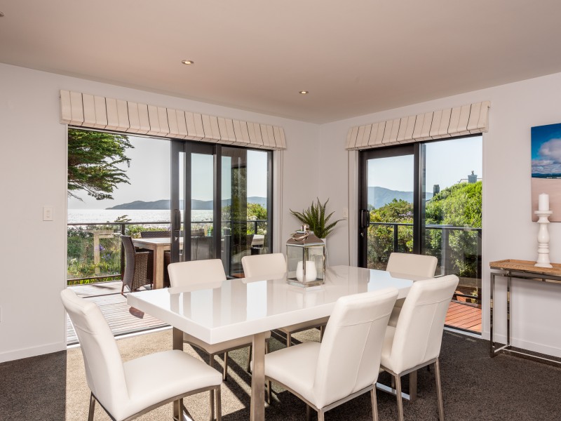 23 Groves Road, Raumati Beach, Kapiti Coast, 5 غرف, 3 حمامات