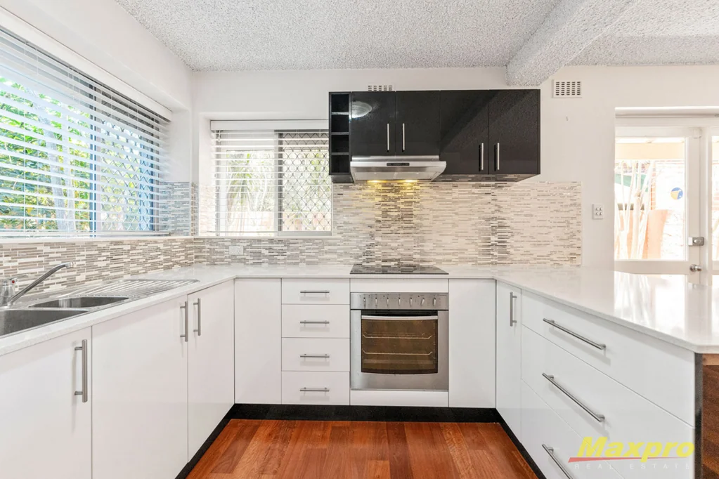 2/5 Cassey Street, Como, WA 6152
