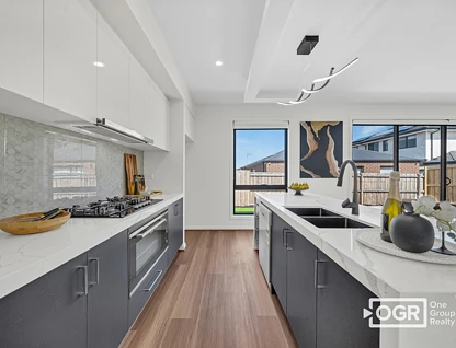 10 Franca Avenue, Fraser Rise, Western Region, 4 침실, 2 욕실, House