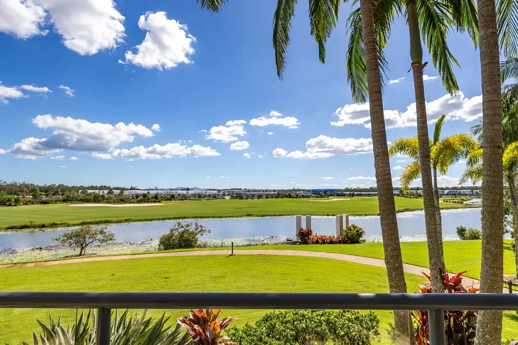 Pelican Waters 3 Bedroom PERFECT FOR DOWNSIZERS OR INVESTORS SEEKING RESORT-STYLE LIVING