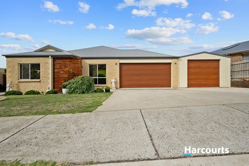 14 Eccles Way, Leongatha, VIC 3953