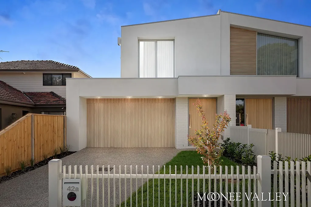 42A Wood Street, Avondale Heights, VIC 3034