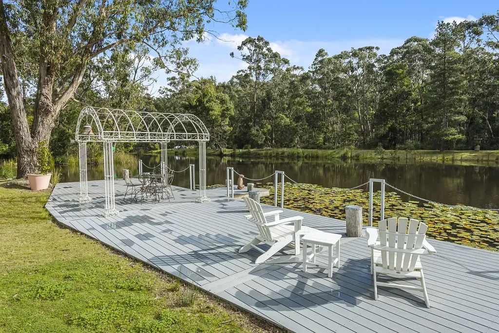 Trentham 5બેડરૂમ Where water meets nature, and weekends become a way of life
